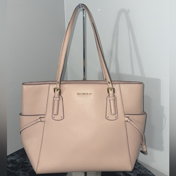 MICHAEL KORS Handbag Voyager Bag EW Tote Leather Bag Soft Pink AUTHENTIC - Picture 8 of 16